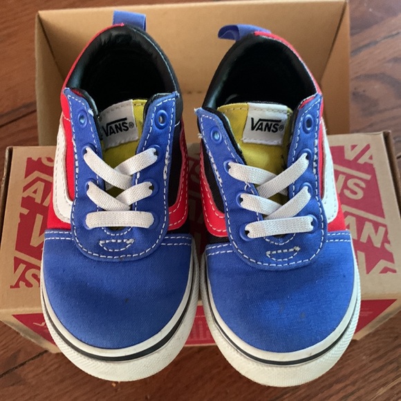 Vans Toddler Boys - like new! Size 6 - Picture 12 of 16